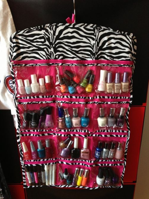 Organize seus esmaltes por cores